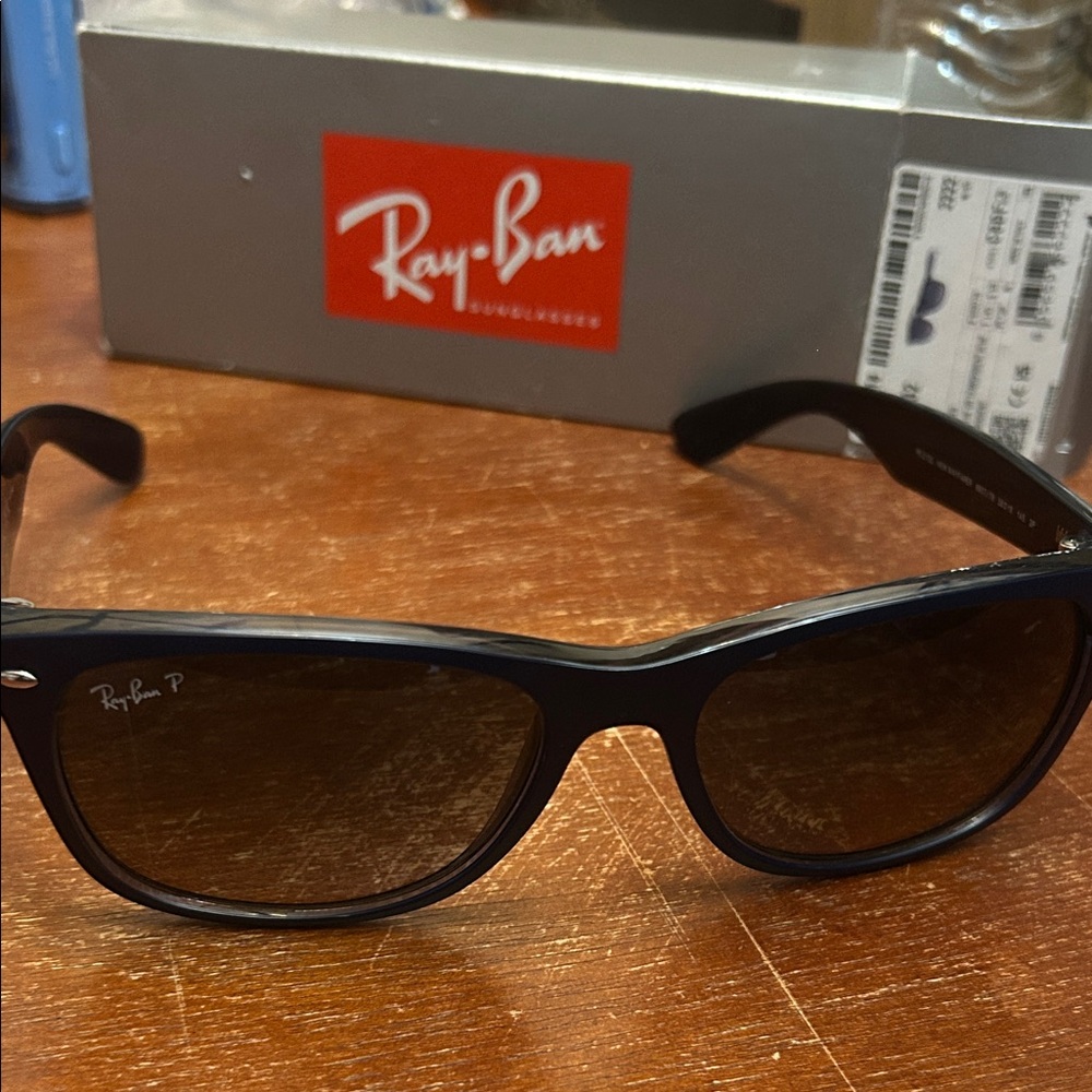 Ray-Ban Matte Blue Gradient Sunglasses
